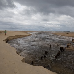 Plage de Moliets, arrivée du courant de Huchet