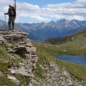 Descente du petit Laus vers le lac intermédiaire (lac Mezan)