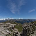 Début de la descente du petit Laus vers le lac intermédiaire (lac Mezan)